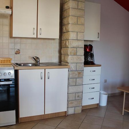 Apartments Novoselic Vir Exterior photo