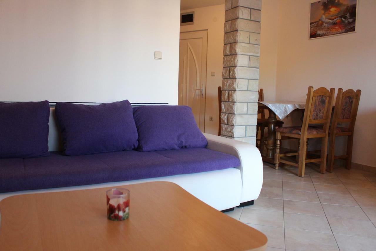 Apartments Novoselic Vir Exterior photo